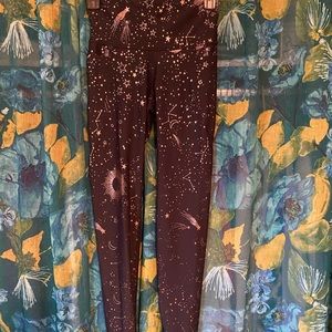 NWOT Old Navy Activewear Celestial Constellation Leggings
